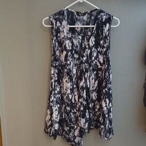 Simply Vera Vera Wang Abstract Sleeveless Top